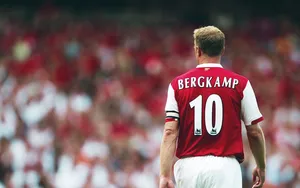 Allégorie de l’élégance : Dennis Bergkamp #1