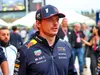 “Il peut rencontrer qui il veut”, le torchon brûle entre Red Bull et Verstappen