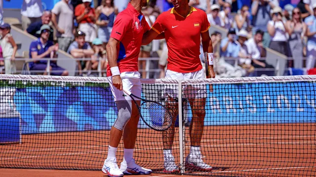 JO 2024 : Novak Djokovic met une belle rouste à Raphael Nadal