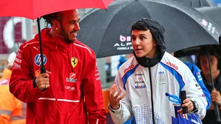 F1 : Lewis Hamilton critique Red Bull, l’alerte est lancée pour Isack Hadjar