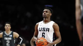 Bronny James victime d’un malaise cardiaque à l’entraînement