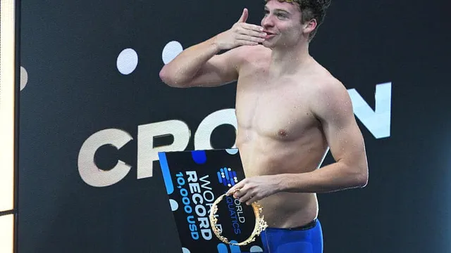 Léon Marchand (Natation) : Biographie, Gains en carrière et Palmarès
