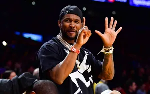 Taylor Swift, Usher : Qui seront les stars présentes au Super Bowl 2024 ?