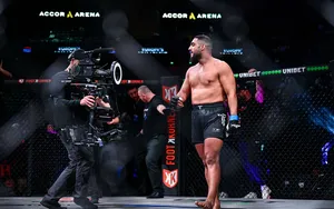 UFC : Islem Masraf rate son pari face à Dana White