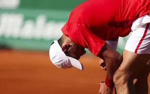 Roland Garros : le message alarmant de Djokovic après sa blessure
