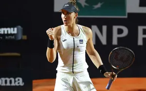 RG 2023 : qui est Beatriz Haddad Maia, première femme brésilienne a atteindre les demi-finales d’un Grand Chelem depuis 55 ans ?