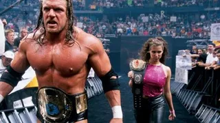 WrestleMania Moments – WM 2000 : Fatal 4 Way avec un McMahon par superstar