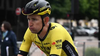 Critérium du Dauphiné 2024 : La cinquième étape neutralisée après une grosse chute collective