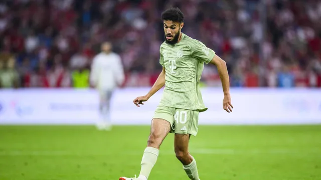 Bundesliga : Noussair Mazraoui va devoir se battre selon Tuchel