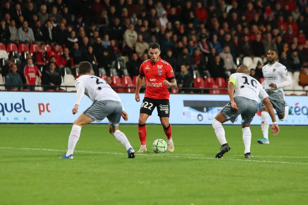 Football. L'En Avant Guingamp reçoit Ajaccio, co-leader de ...