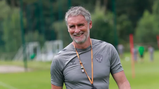 Mercato ASSE : Dall’Oglio ravi, un cadre prolonge son contrat