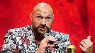 Boxe : Tyson Fury vs Oleksandr Usyk reporté !