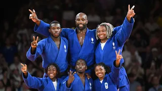 JO 2024 : Le judo français prend l’or en par équipes mixtes, Teddy Riner fait une annonce sur sa retraite