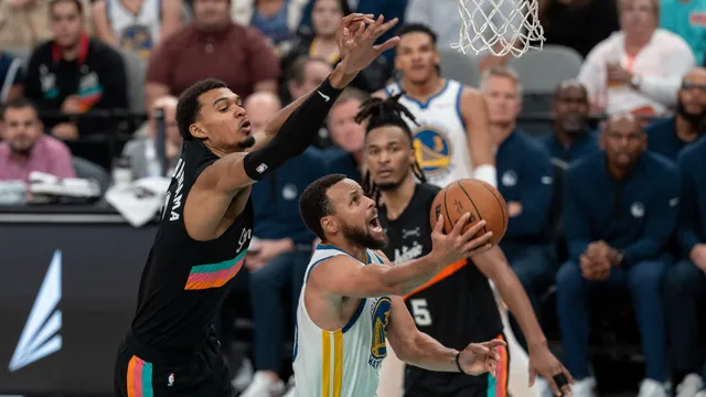 NBA : Stephen Curry ne mâche pas ses mots au sujet de Victor Wembanyama