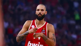 Euroligue : la folle anecdote du coach de l’Olympiakos à propos d’Evan Fournier