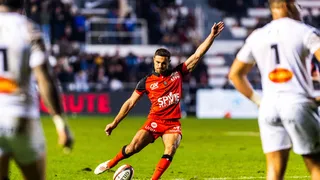 XV de France : Léo Barré pallie le forfait de Melvyn Jaminet et rejoint le groupe des 34 joueurs pour affronter l’Irlande