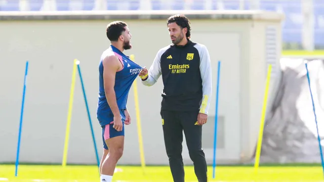 OL : “Ceux qui n’y croient pas…”, Grosso cash avec son groupe après Clermont