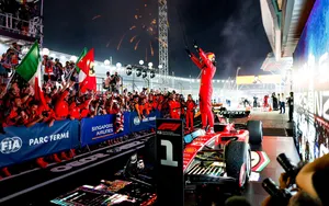 F1 – Singapour : Sainz et Ferrari : course parfaite, victoire méritée !