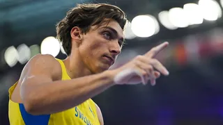 JO 2024 : Armand Duplantis repousse les limites du possible !
