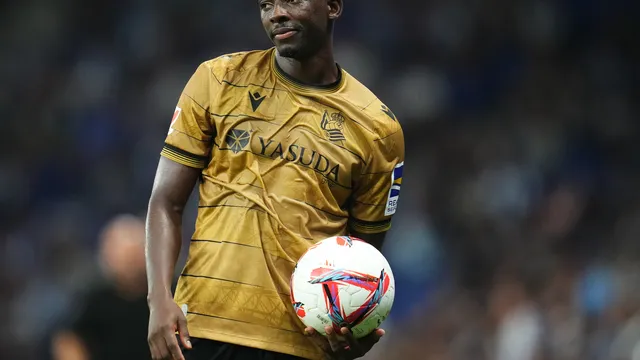 Mercato Paris FC : Stéphane Gilli doit pousser pour recruter Hamari Traoré