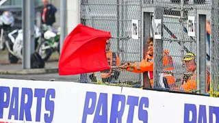 MotoGP : énorme accident au départ, drapeau rouge à Barcelone