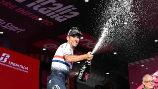 “Quelle façon de terminer mon Giro ! ” –  Mark Cavendish remporte l’étape de Rome