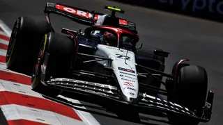 Un point salvateur pour Alpha Tauri en Azerbaïdjan