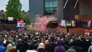 Premier League : Manchester United – Liverpool retardé