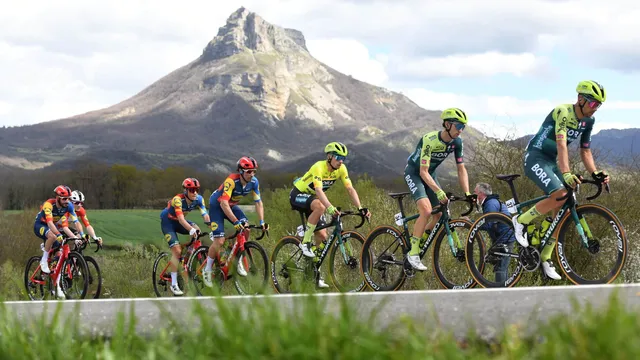 Étape 4 Tour du Pays basque 2024 : Classement et résultat – Victoire de Louis Meintjes !