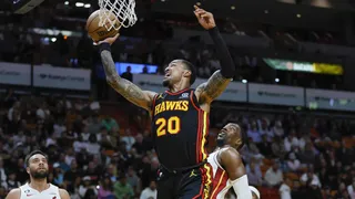 Les Hawks envoient John Collins au Jazz !