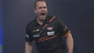 PDC World Championship 2021 : la folie van Duijvenbode continue !