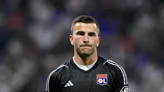 OL : Perri ou Lopes titulaire en finale ? Pierre Sage répond