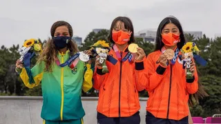 JO – Skateboard : à 13 ans, Momiji Nishiya remporte l’or en street