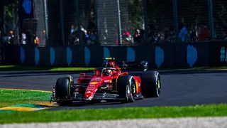 Grand Prix d’Australie : Charles Leclerc bat Max Verstappen pour la pole position