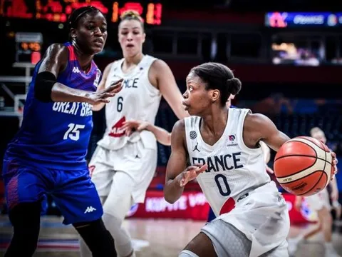 Olivia Epoupa débarque aux Canberra Capitals !