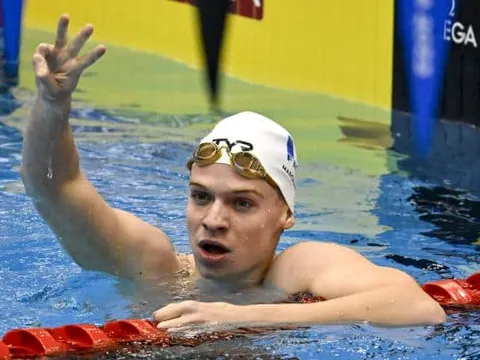 JO Paris 2024 : Léon Marchand prêt tout à casser