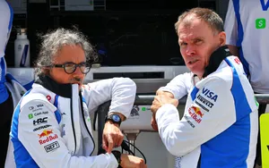 F1 : Le nouveau Team Principal de Racing Bulls met en garde Isack Hadjar