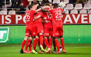 Mercato : un ancien joueur de Ligue 1 rebondit à Niort (National) ! 