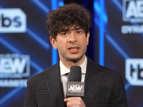 WWE : une légende se rapproche de l’AEW !