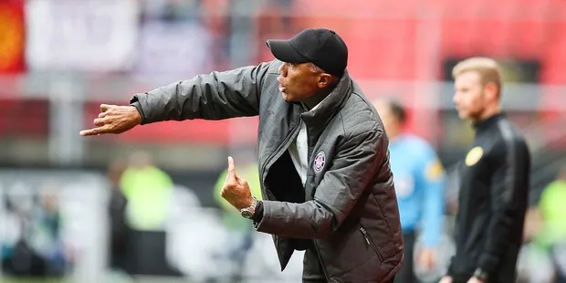 Kombouaré , entraineur de Nantes