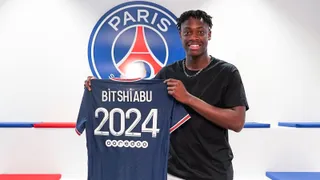 Bitshiabu et les plus jeunes champions de Ligue 1 du XXIe siècle
