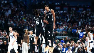 NBA : Wembanyama et Castle signent un exploit jamais vu à San Antonio !