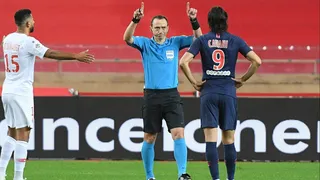 “Et si…” – La VAR existait depuis 2001 ?