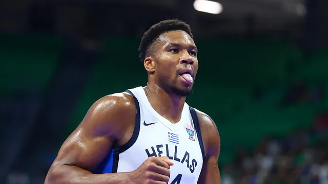 NBA : 5 franchises pour contrer les Spurs dans le dossier Giannis Antetokounmpo