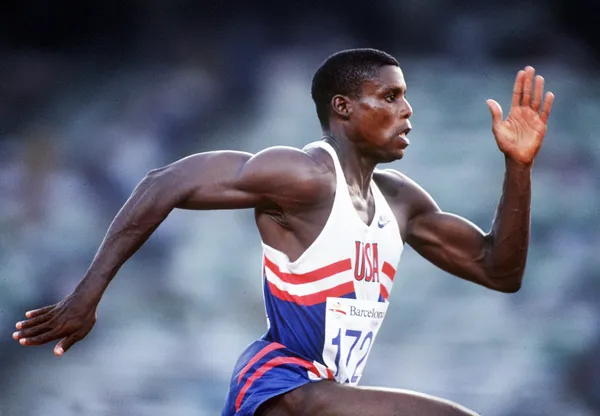 Carl Lewis lors des JO 1992 de Barcelone.