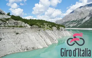 Une grosse 18e étape vers Laghi di Cancano avec le terrible Stelvio à gravir