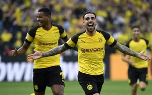 Paco Alcacer, À la conquête du Mur