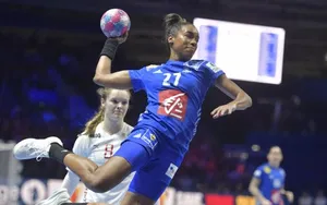 Euro 2018 Handball : les Bleues brillent face à la Slovénie.