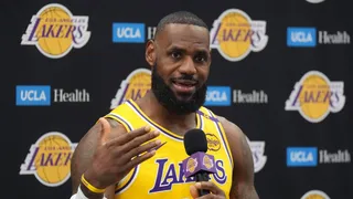 NBA : “Surréaliste !”, LeBron James revient sur sa 1ère avec Bronny