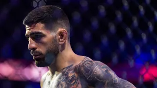 UFC : “Il a peur”, la guerre des mots continue entre Topuria et Makhachev